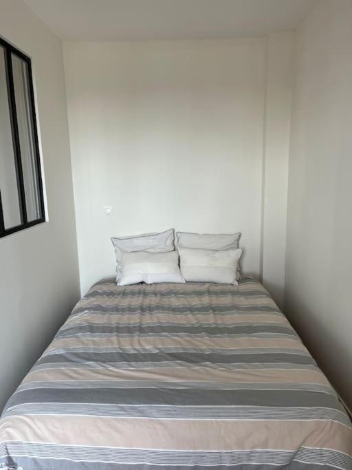 Apartment With Balcony Near Disneyland. Esbly Exterior foto